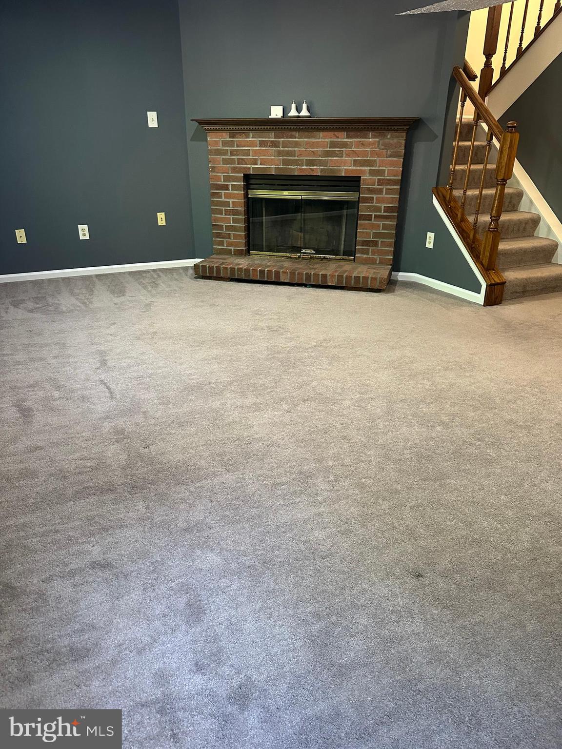 POHICK VILLAGE - Residential Lease