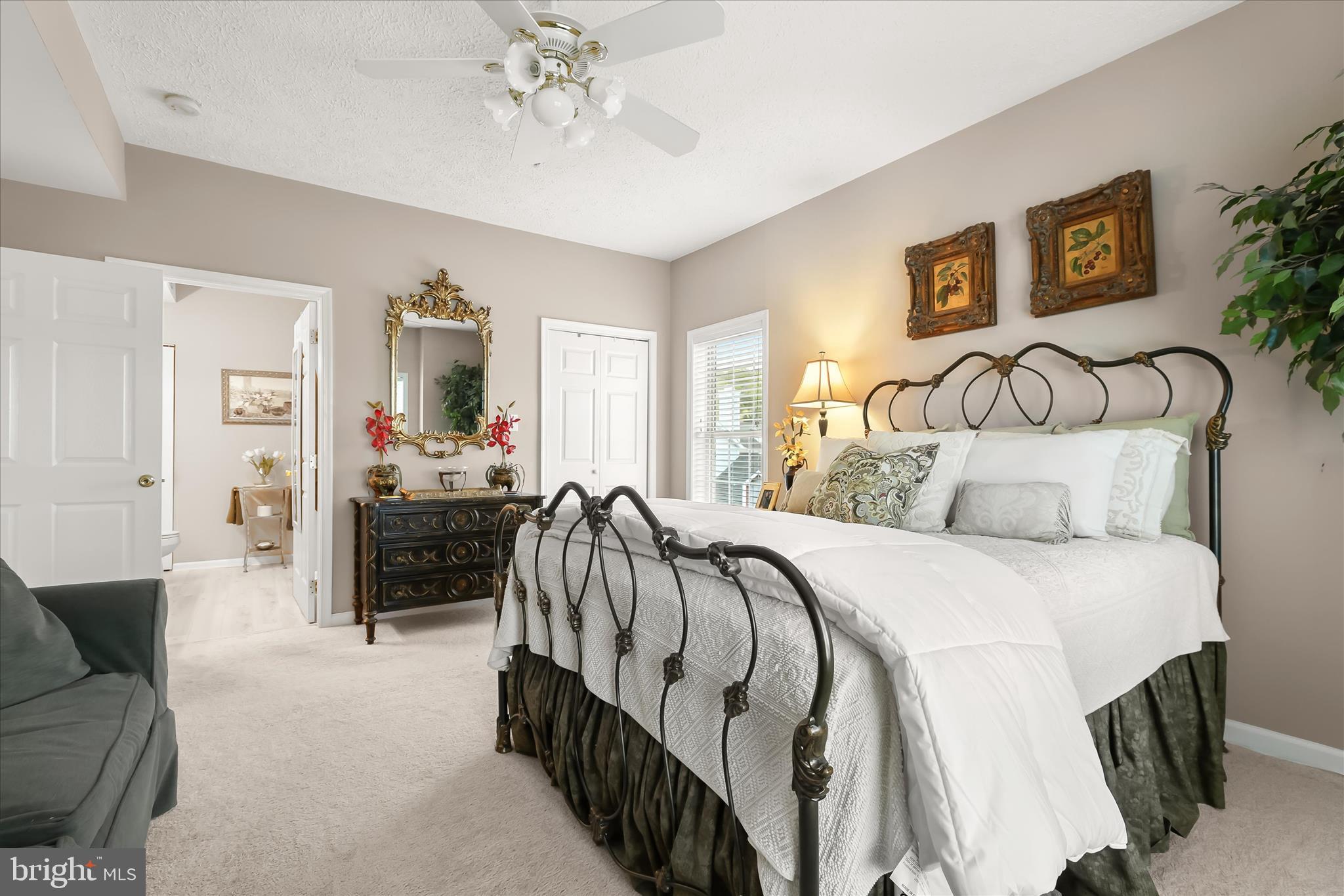 TOMES LANDING - Residential