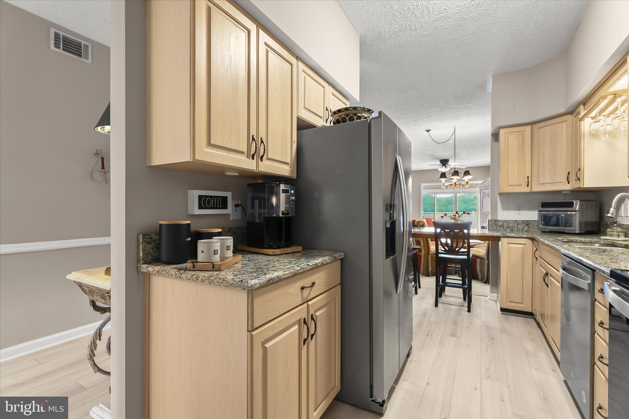 TOMES LANDING - Residential