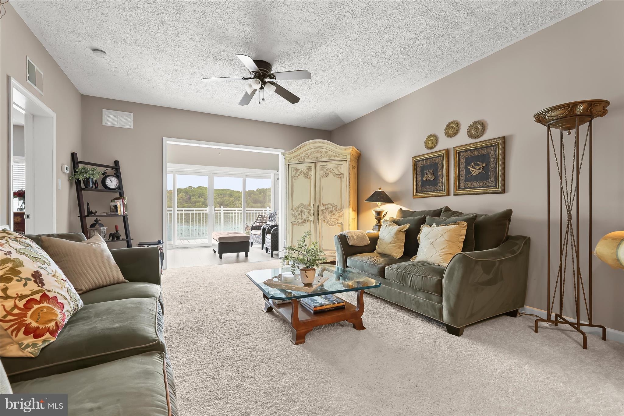 TOMES LANDING - Residential