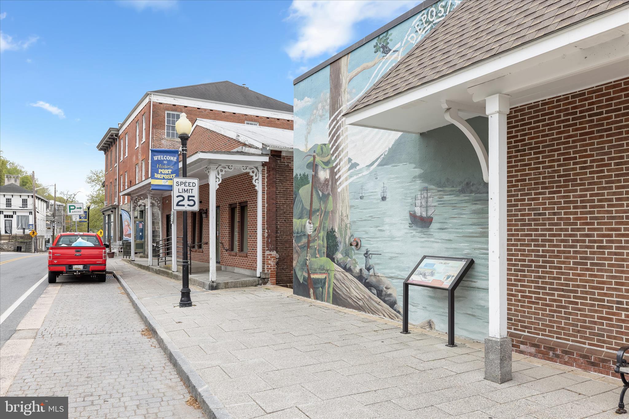 TOMES LANDING - Residential