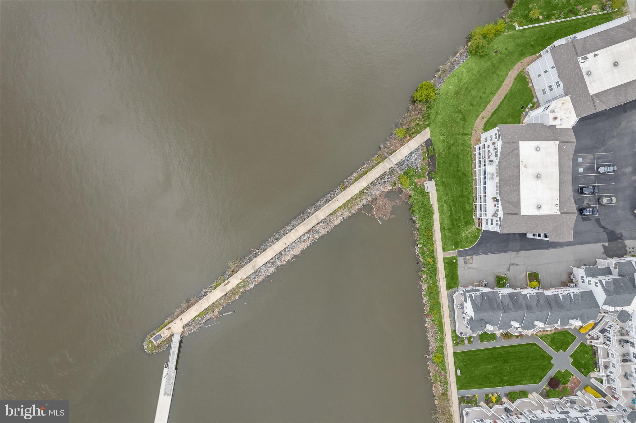 TOMES LANDING - Residential