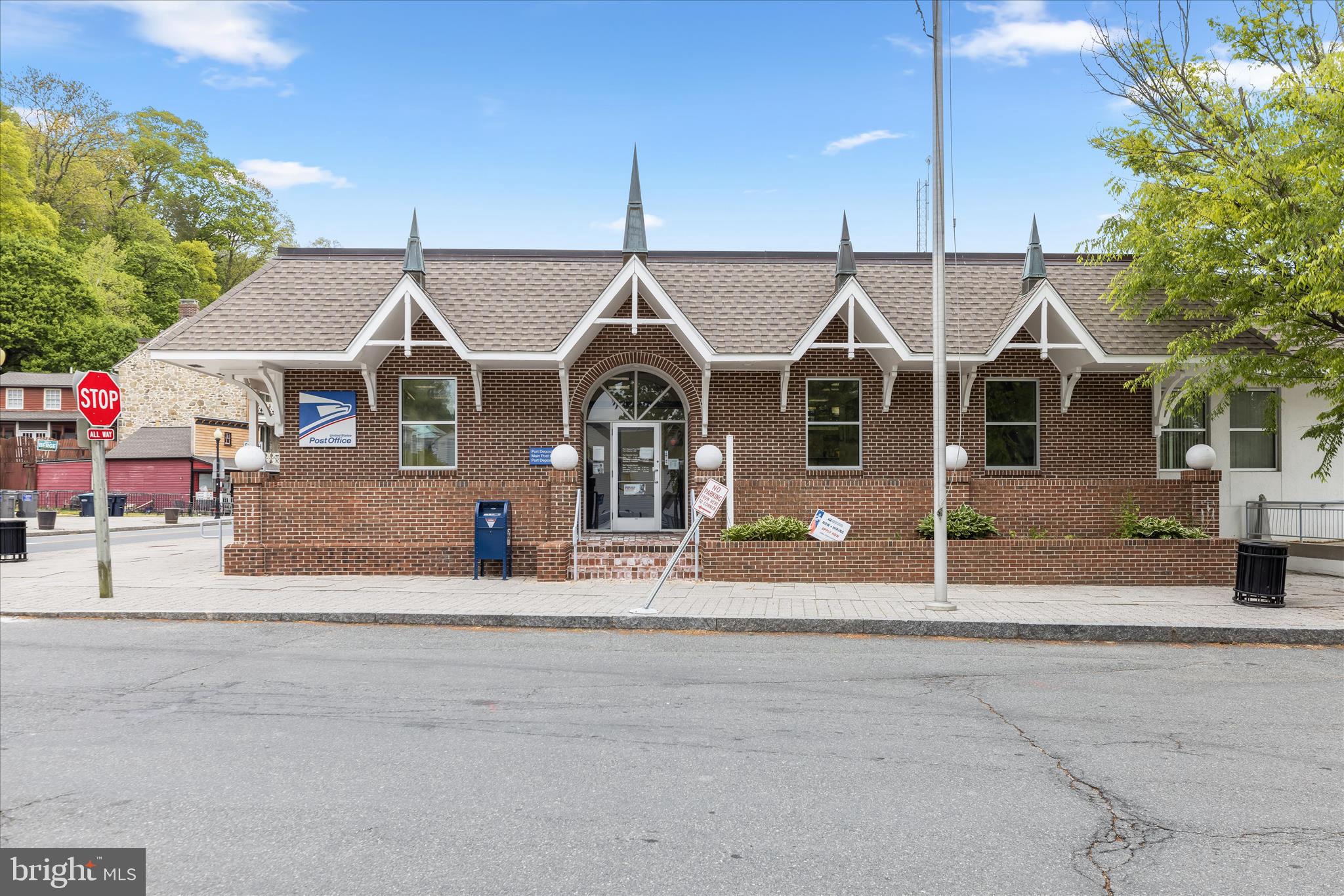 TOMES LANDING - Residential