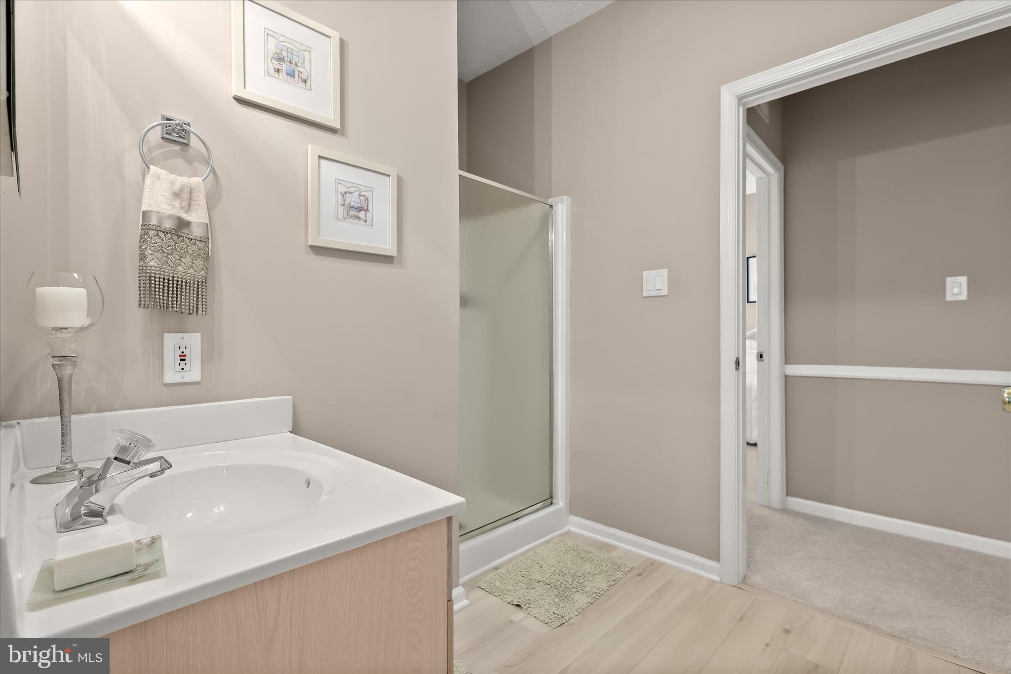 TOMES LANDING - Residential