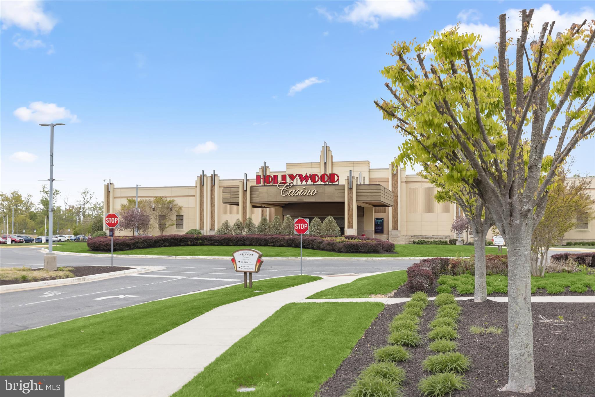 TOMES LANDING - Residential