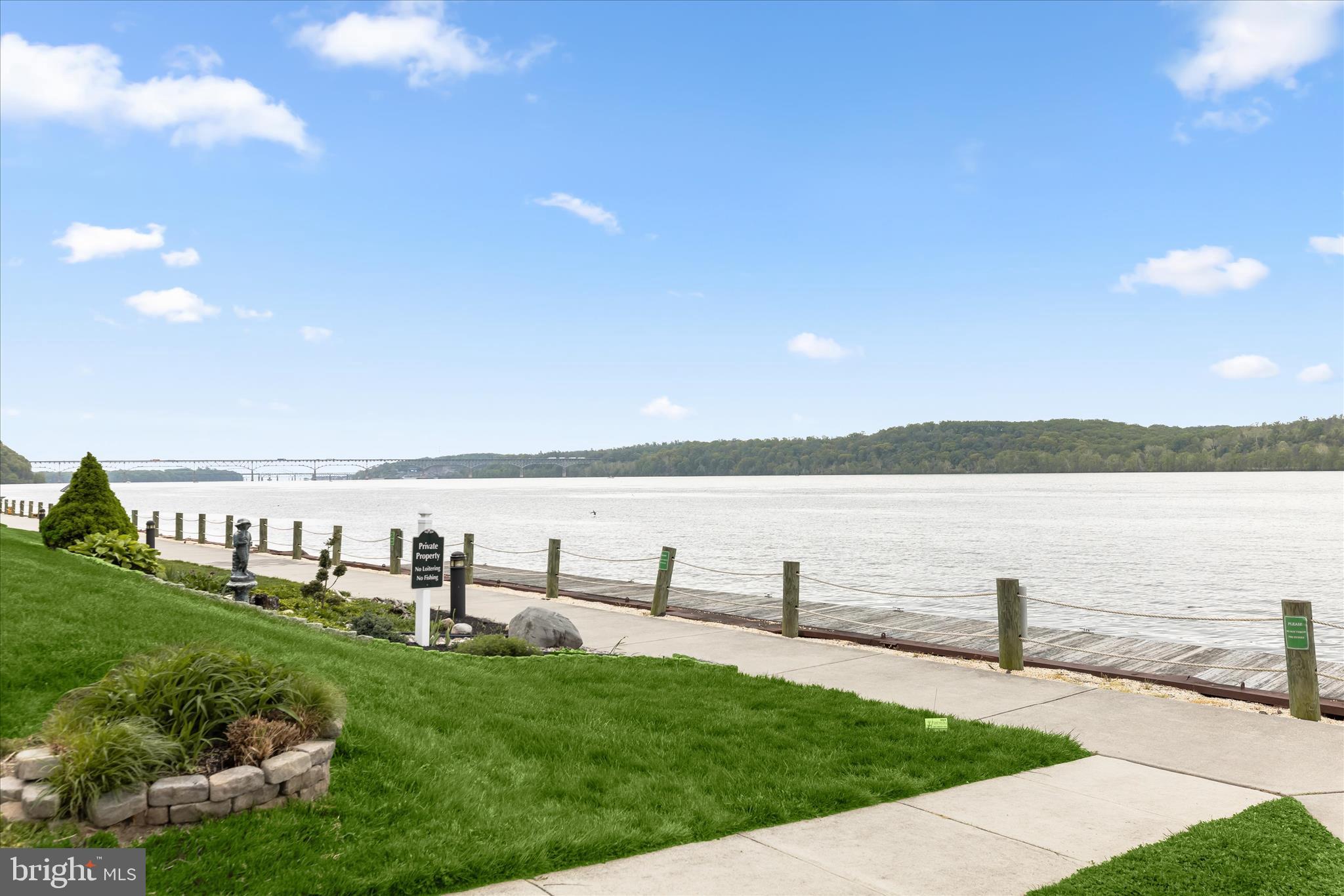 TOMES LANDING - Residential