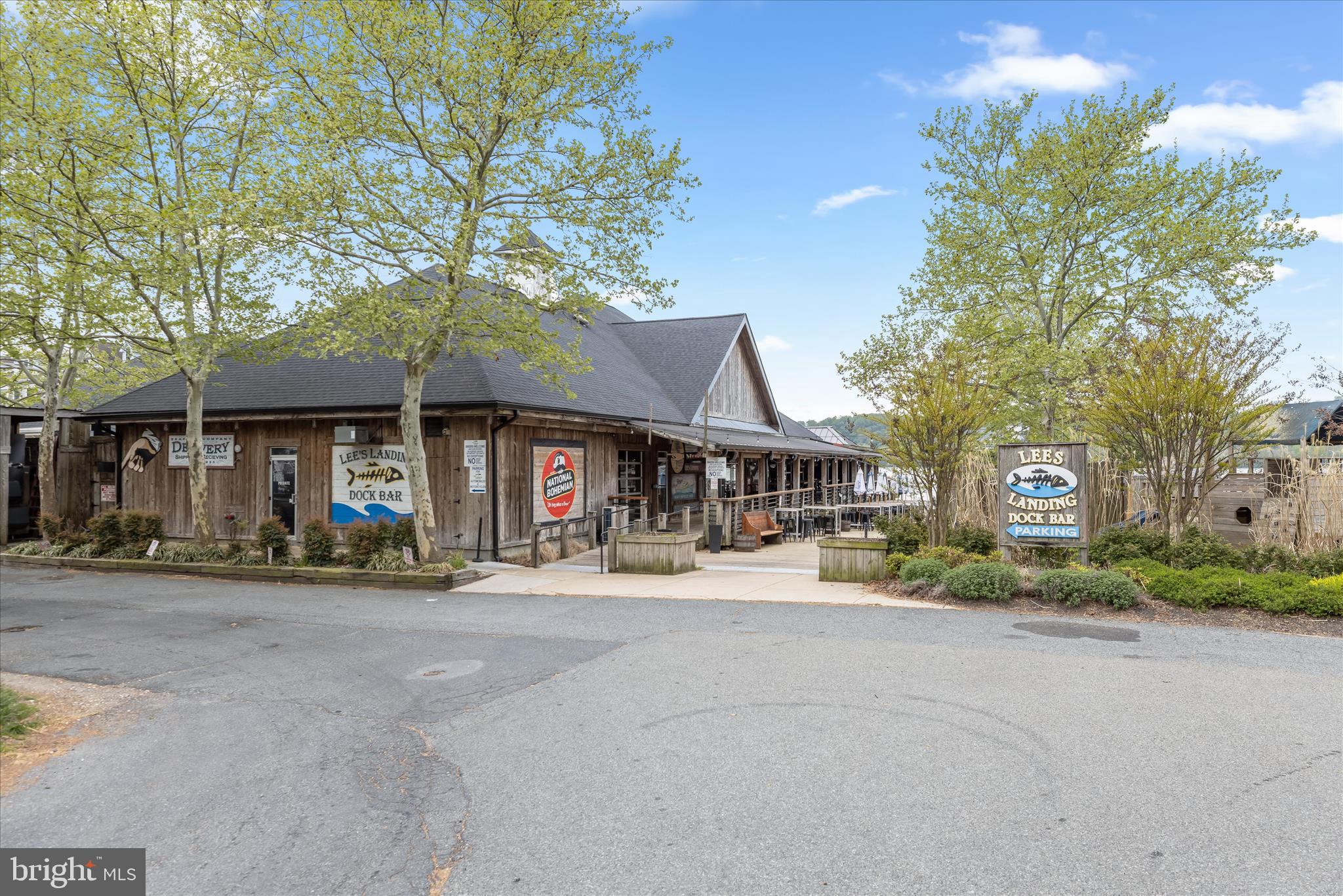 TOMES LANDING - Residential