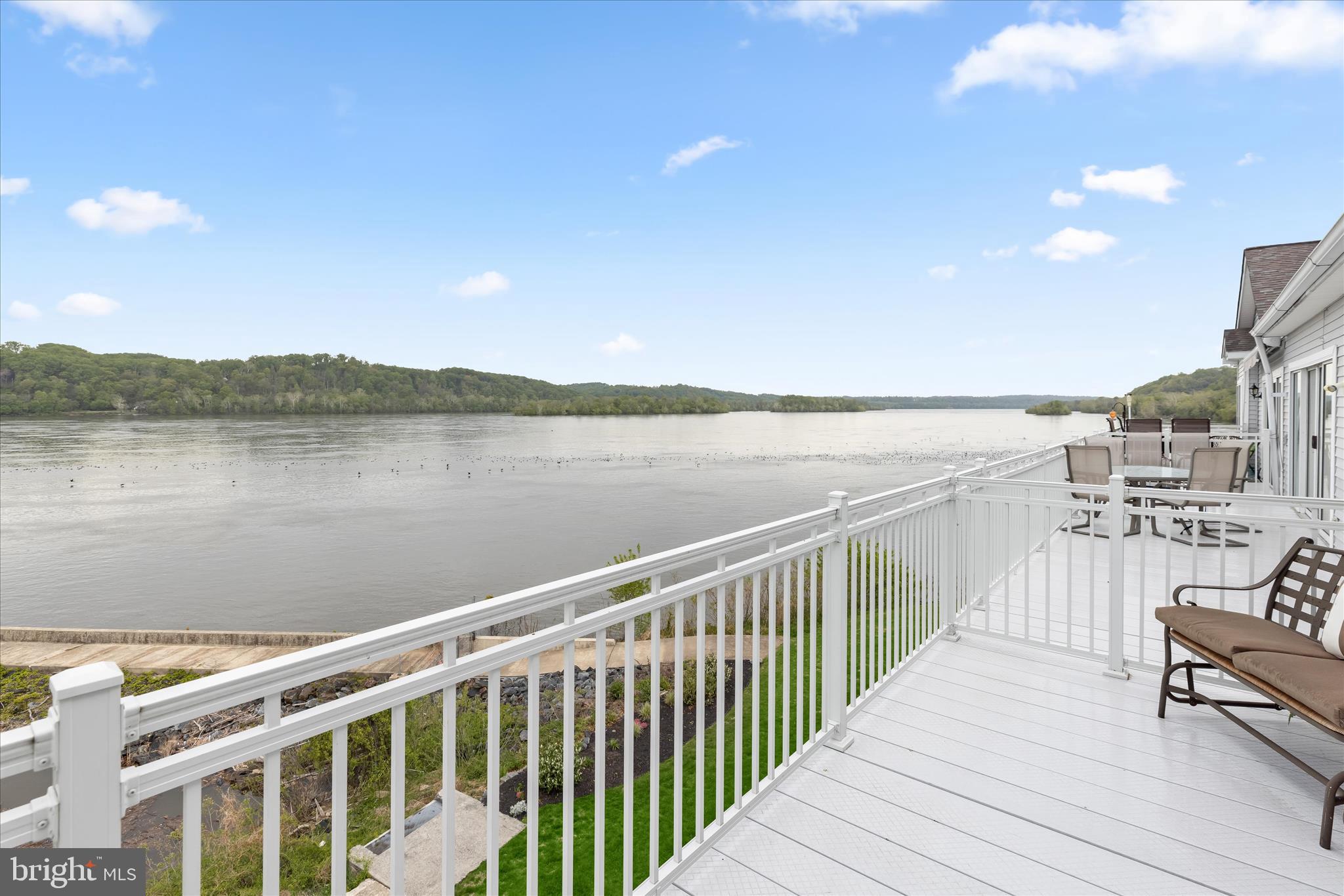 TOMES LANDING - Residential