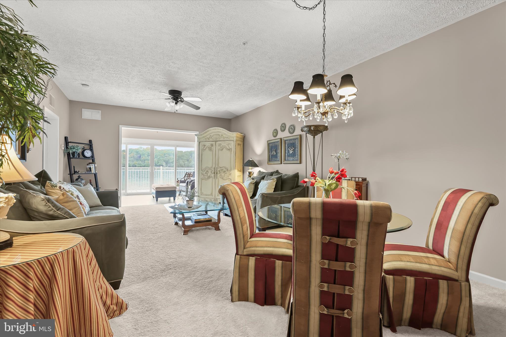 TOMES LANDING - Residential