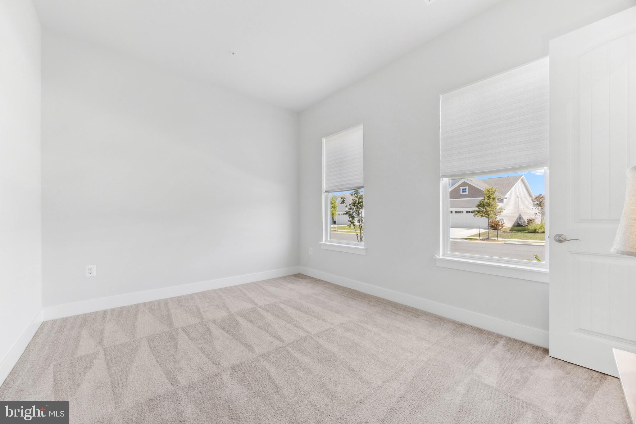 FOUR SEASONS AT KENT ISLAND - Residential