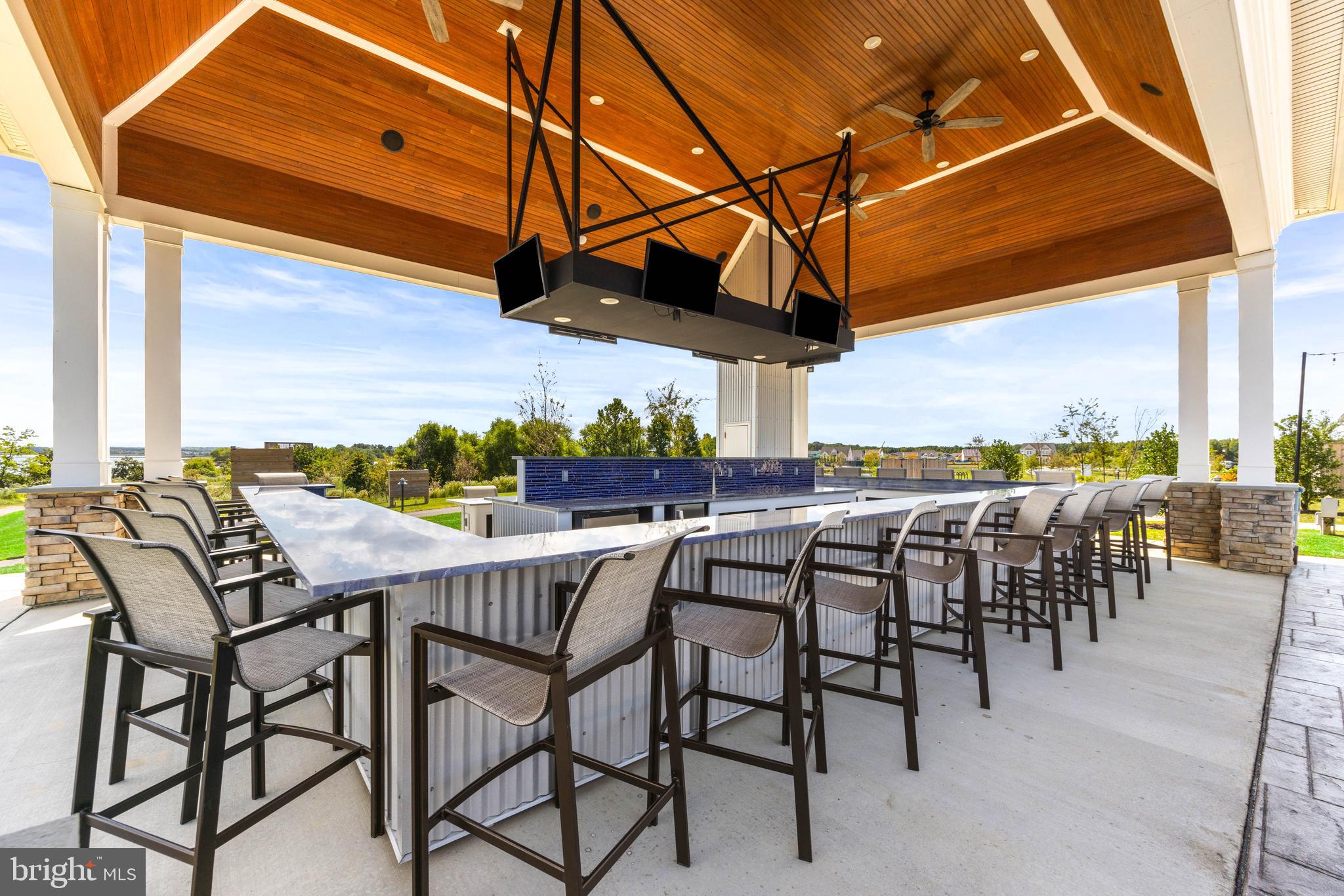 FOUR SEASONS AT KENT ISLAND - Residential