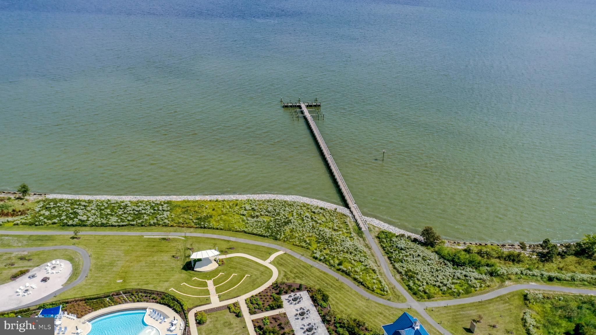 FOUR SEASONS AT KENT ISLAND - Residential