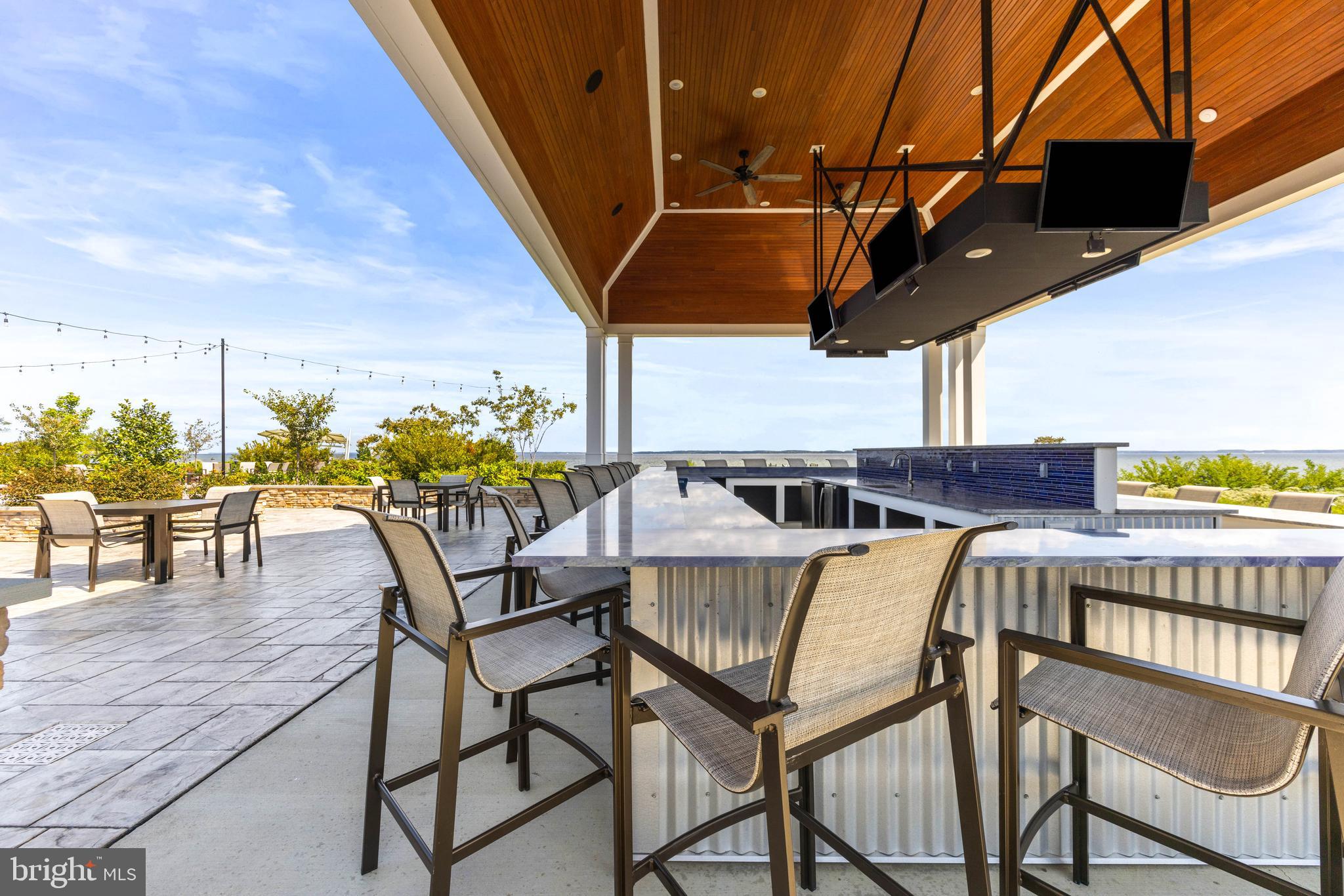 FOUR SEASONS AT KENT ISLAND - Residential