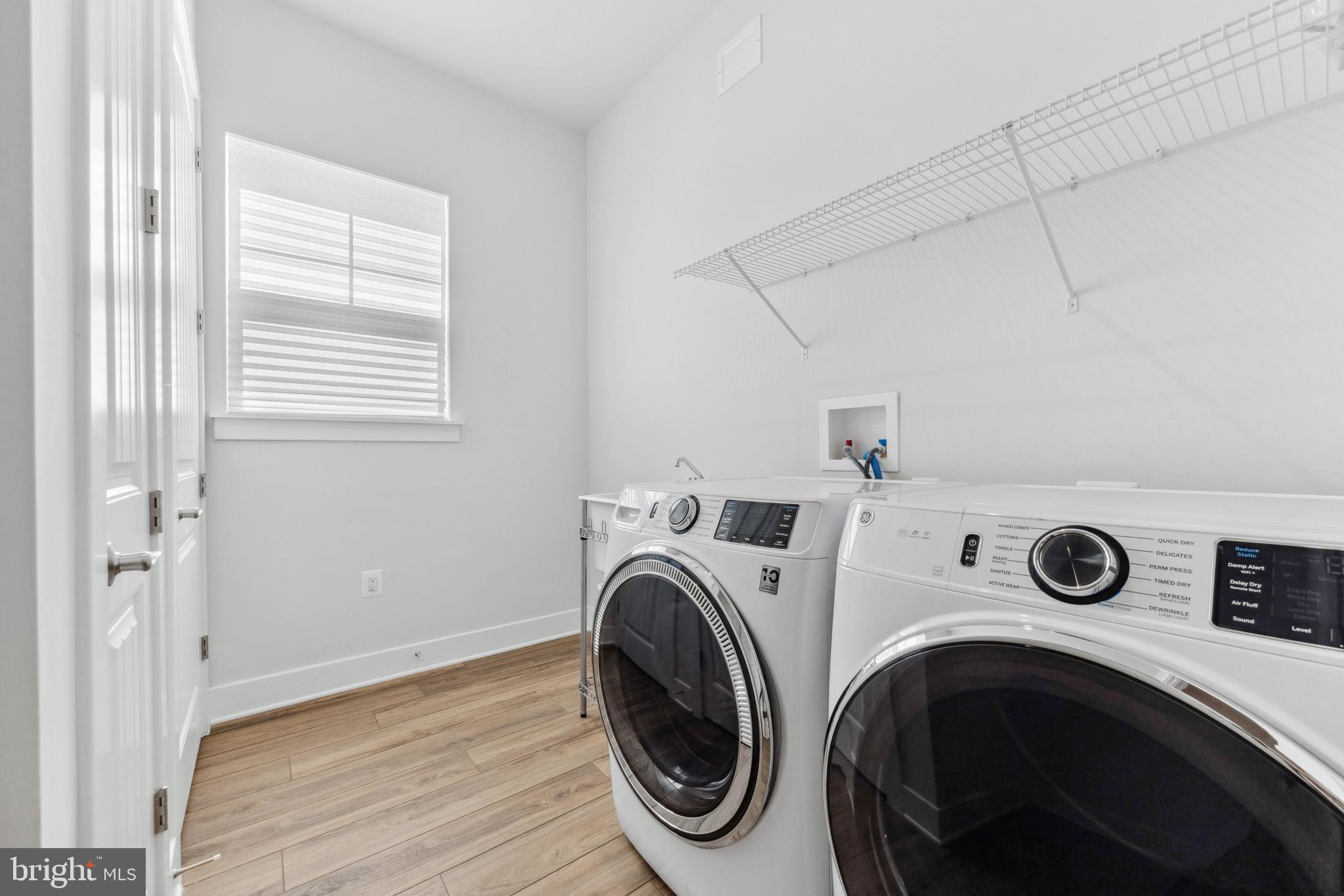 FOUR SEASONS AT KENT ISLAND - Residential