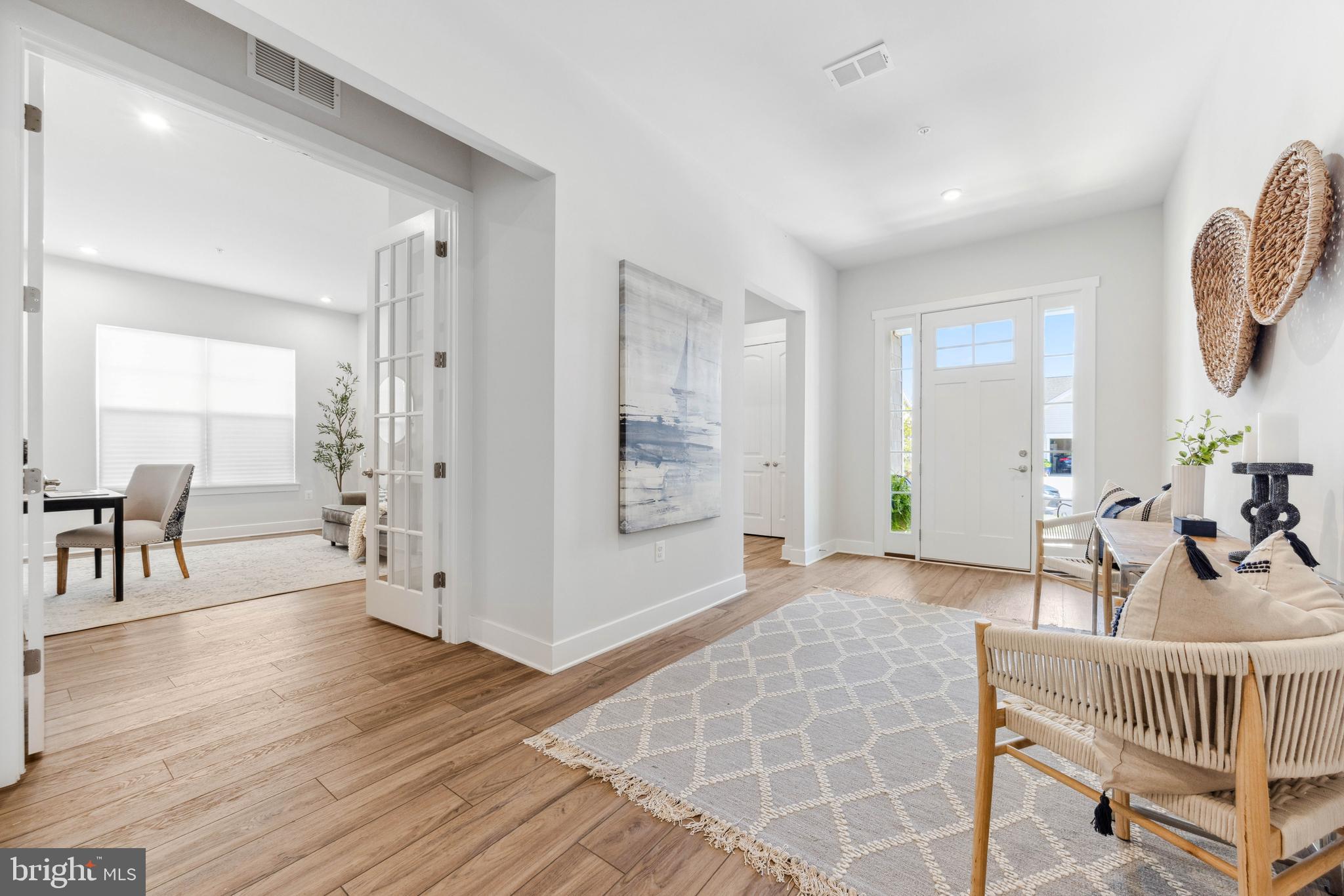 FOUR SEASONS AT KENT ISLAND - Residential