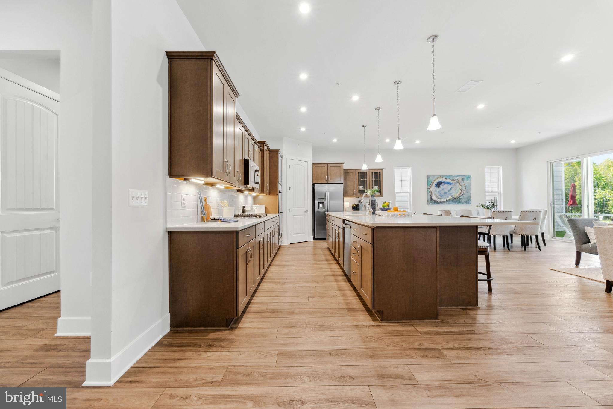 FOUR SEASONS AT KENT ISLAND - Residential