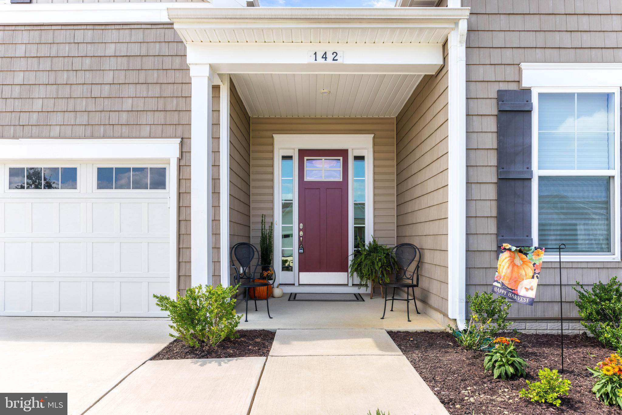 FOUR SEASONS AT KENT ISLAND - Residential