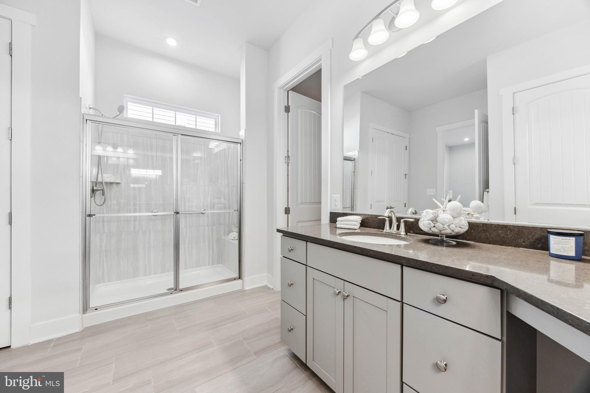 FOUR SEASONS AT KENT ISLAND - Residential