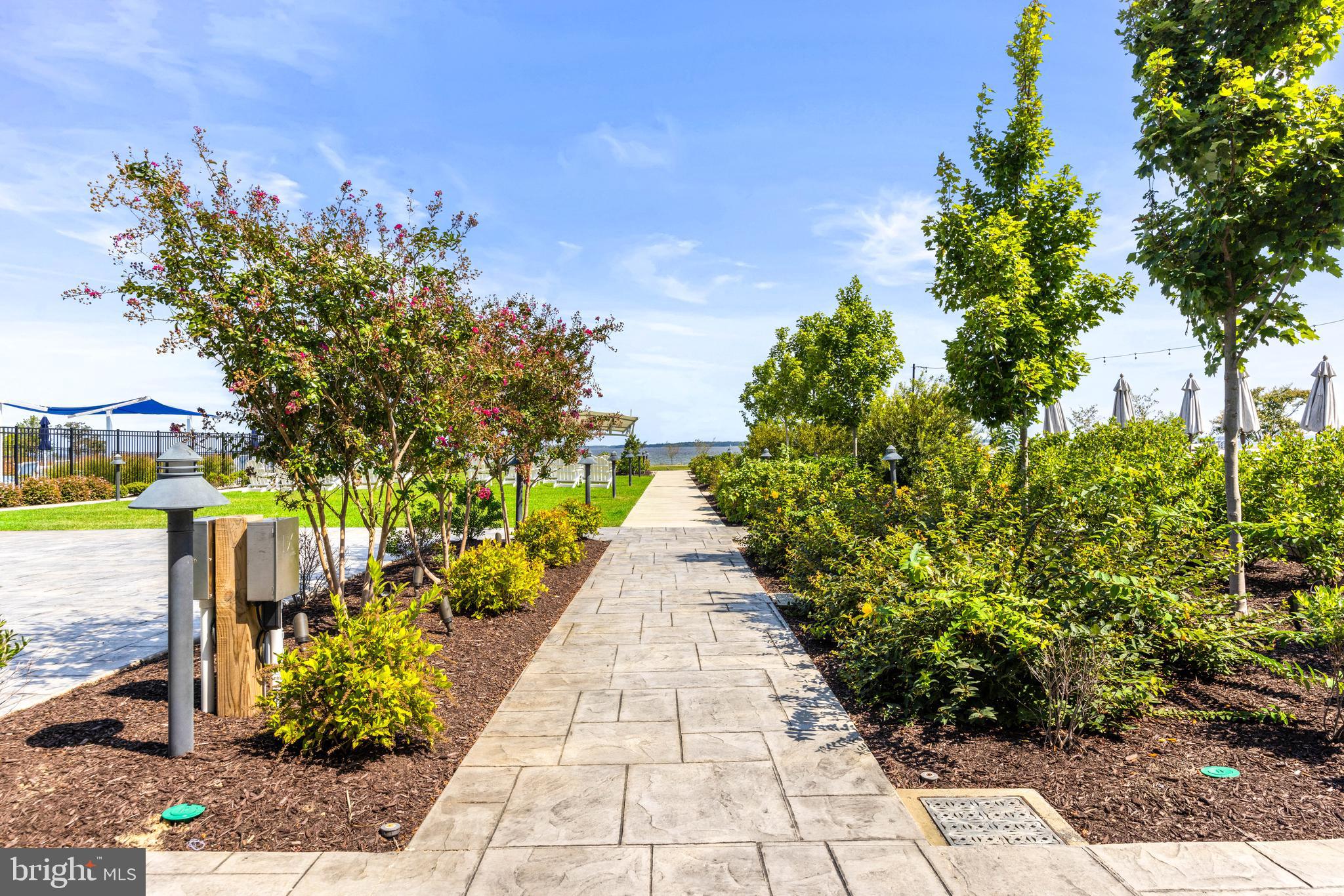 FOUR SEASONS AT KENT ISLAND - Residential