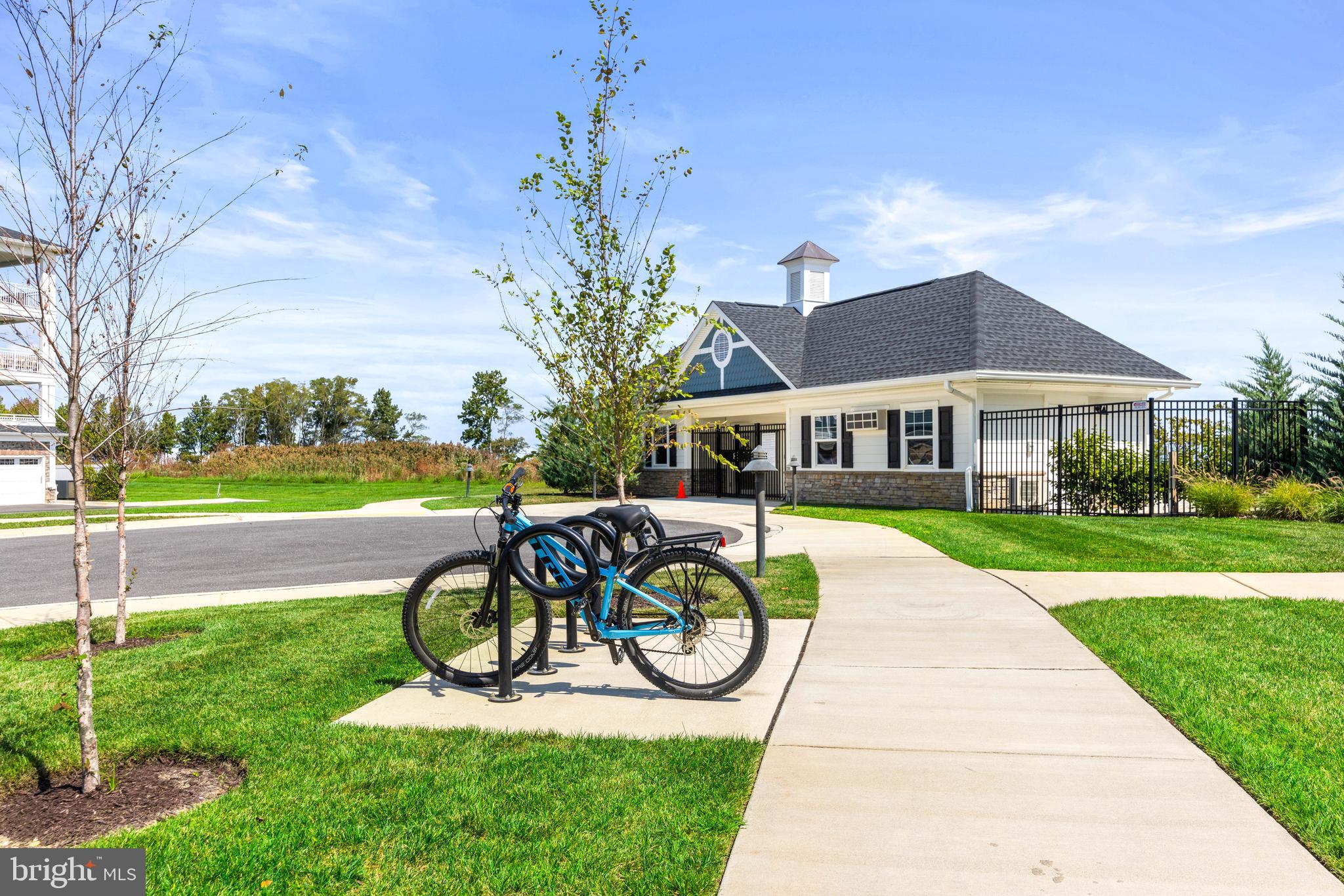 FOUR SEASONS AT KENT ISLAND - Residential