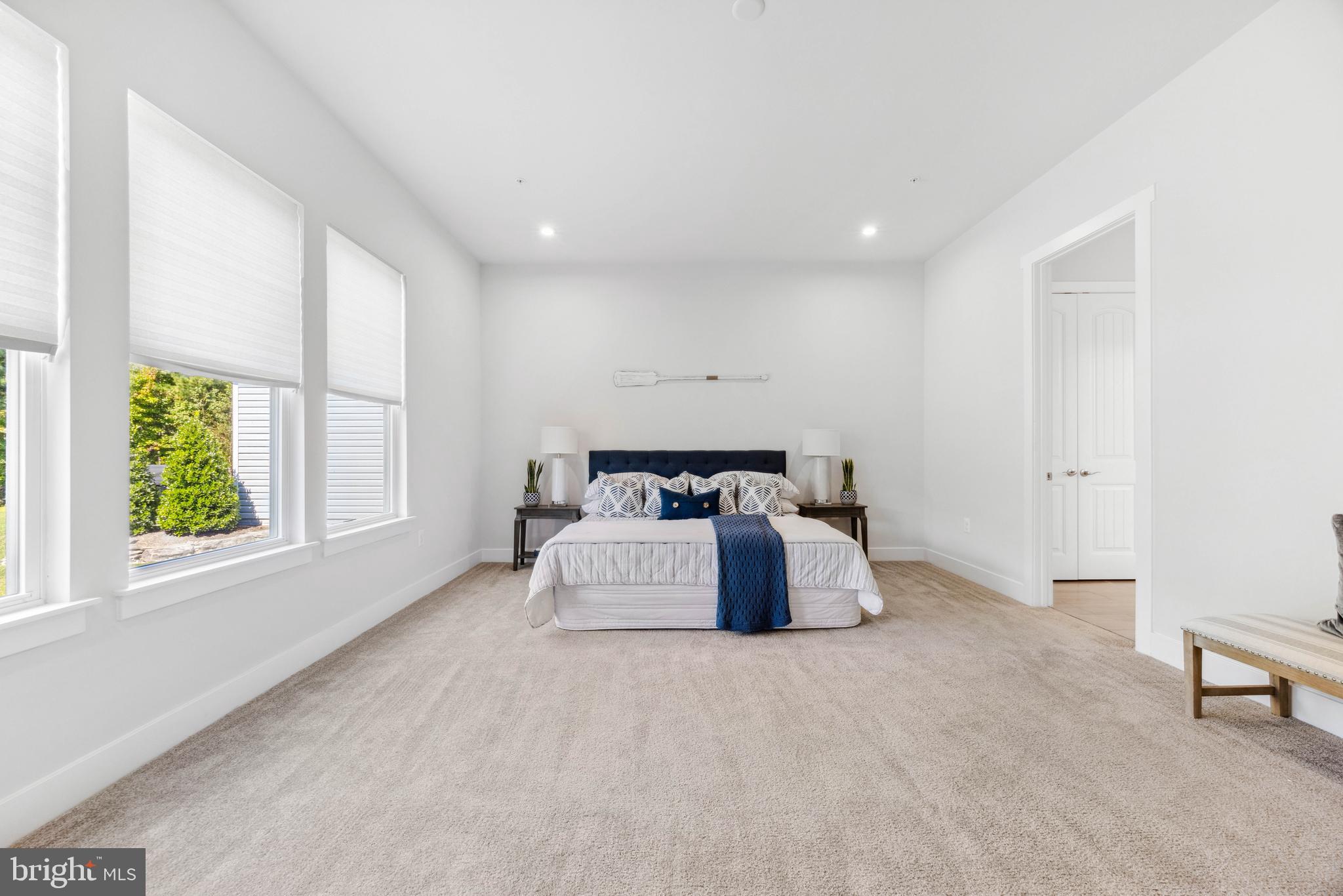 FOUR SEASONS AT KENT ISLAND - Residential