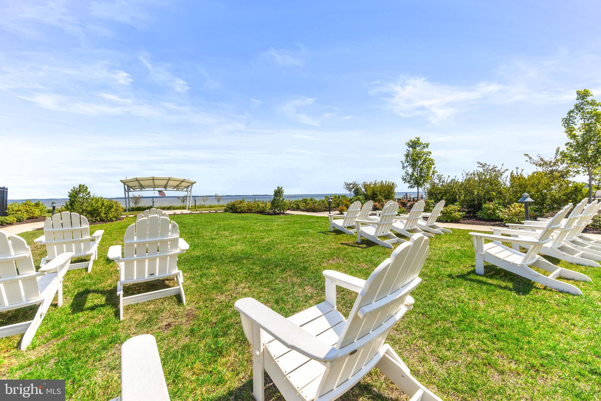 FOUR SEASONS AT KENT ISLAND - Residential