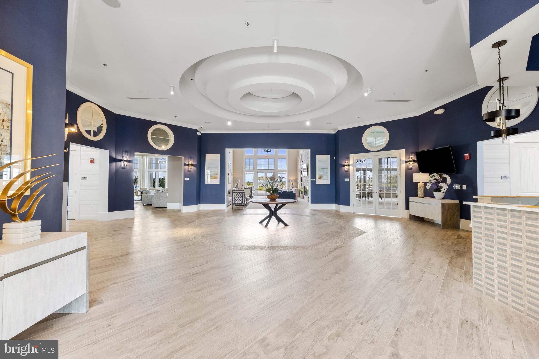 FOUR SEASONS AT KENT ISLAND - Residential