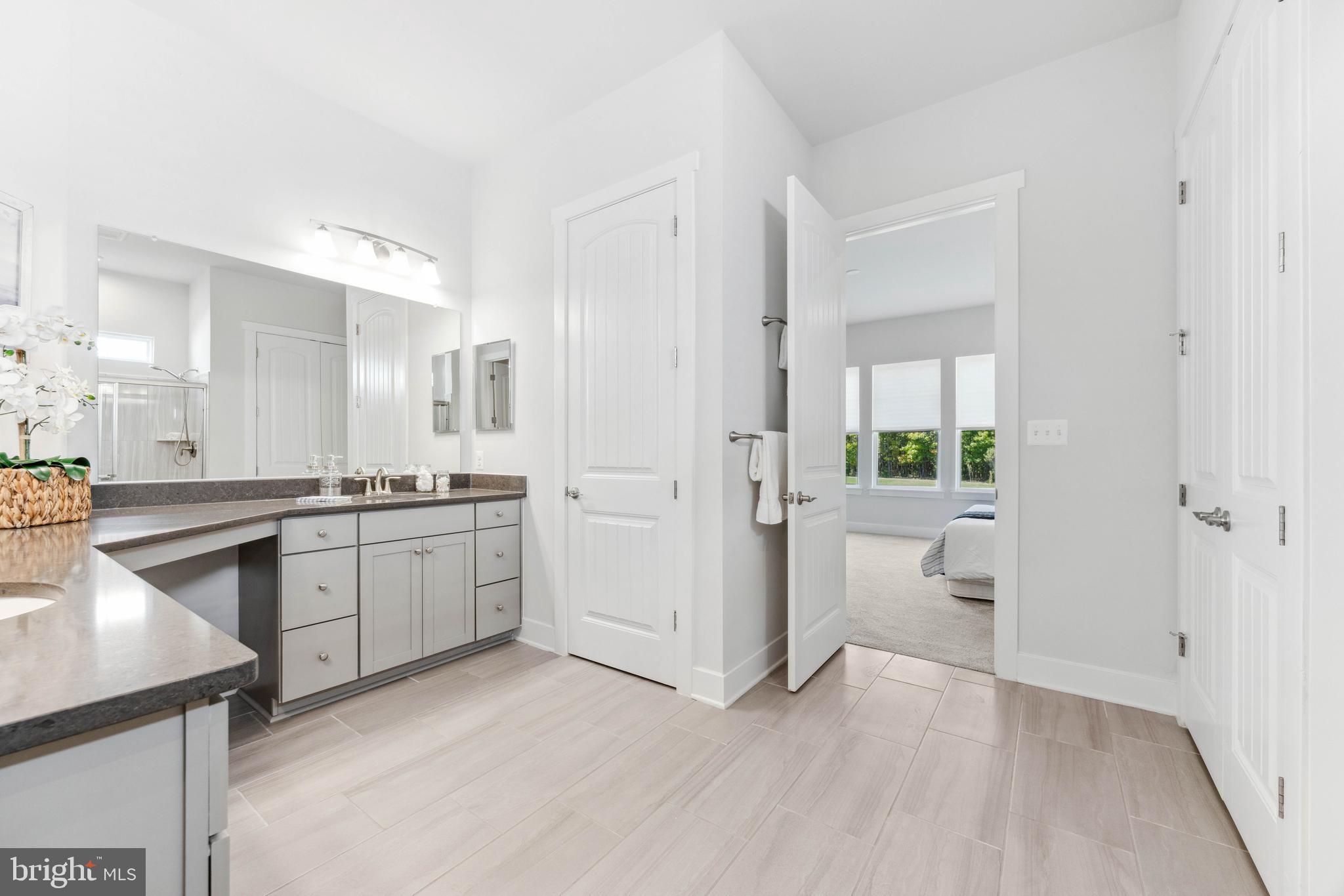 FOUR SEASONS AT KENT ISLAND - Residential