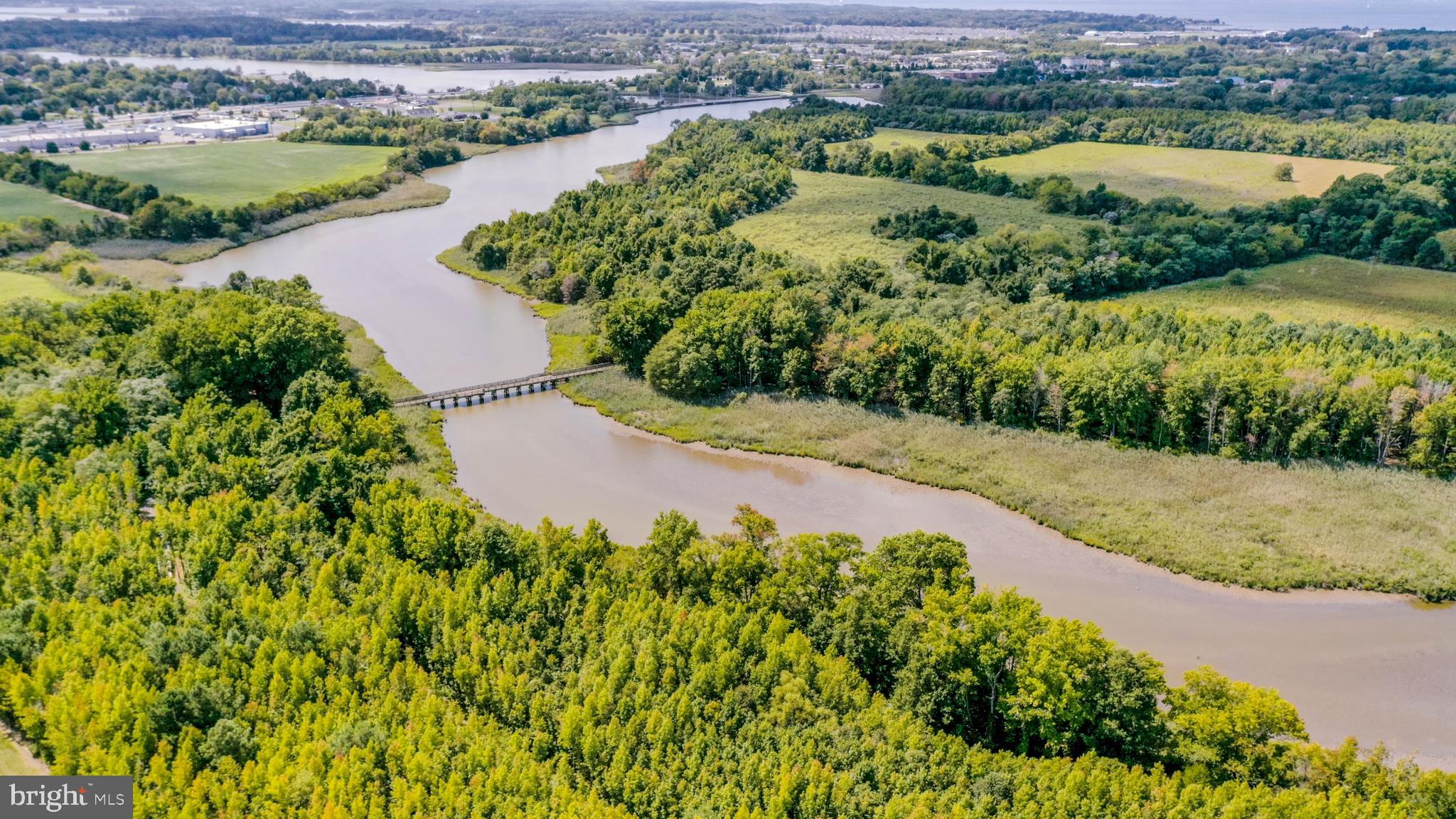 FOUR SEASONS AT KENT ISLAND - Residential