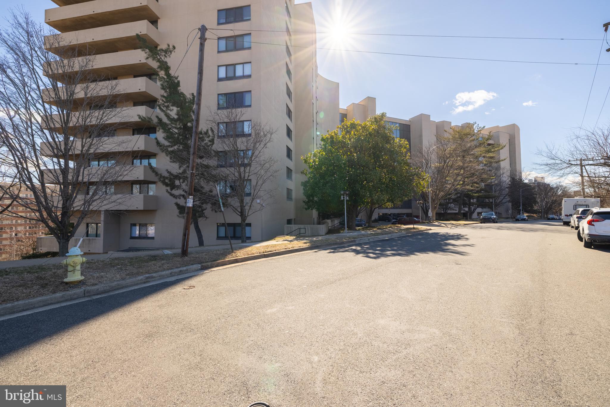 ARLINGTON RIDGE - Residential