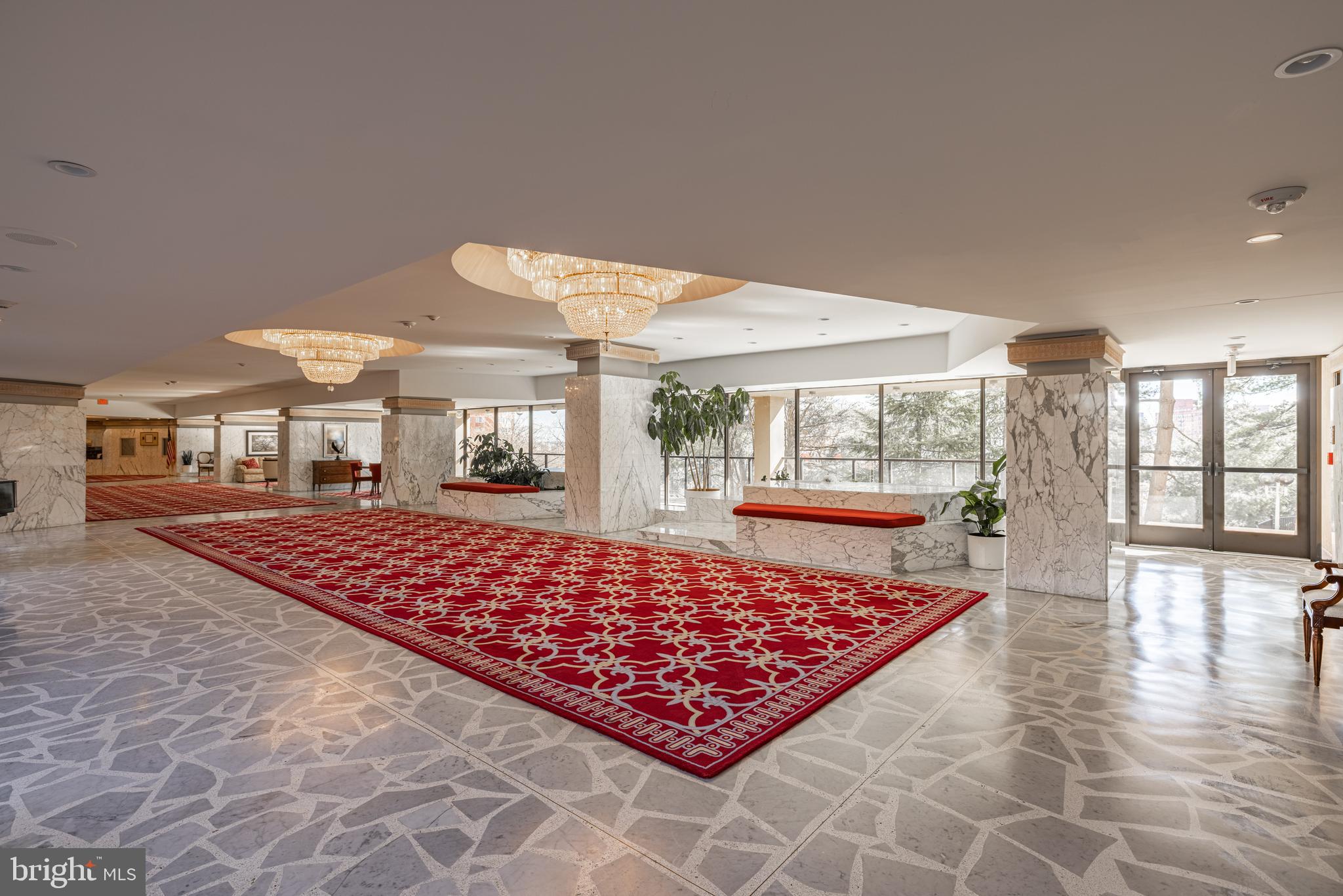 ARLINGTON RIDGE - Residential