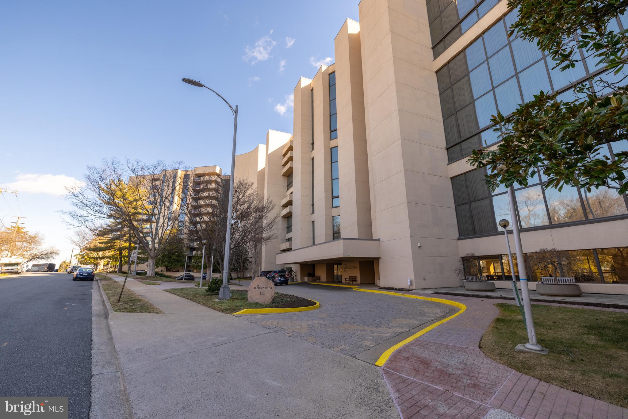 ARLINGTON RIDGE - Residential