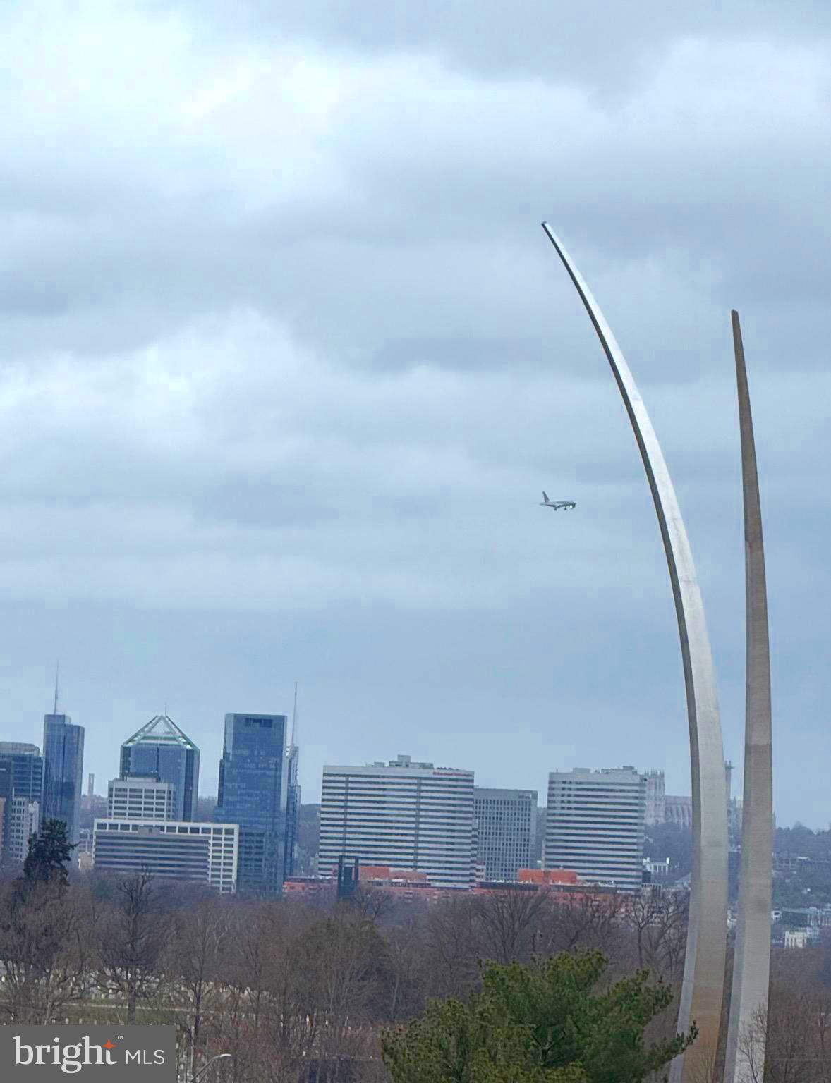 ARLINGTON RIDGE - Residential