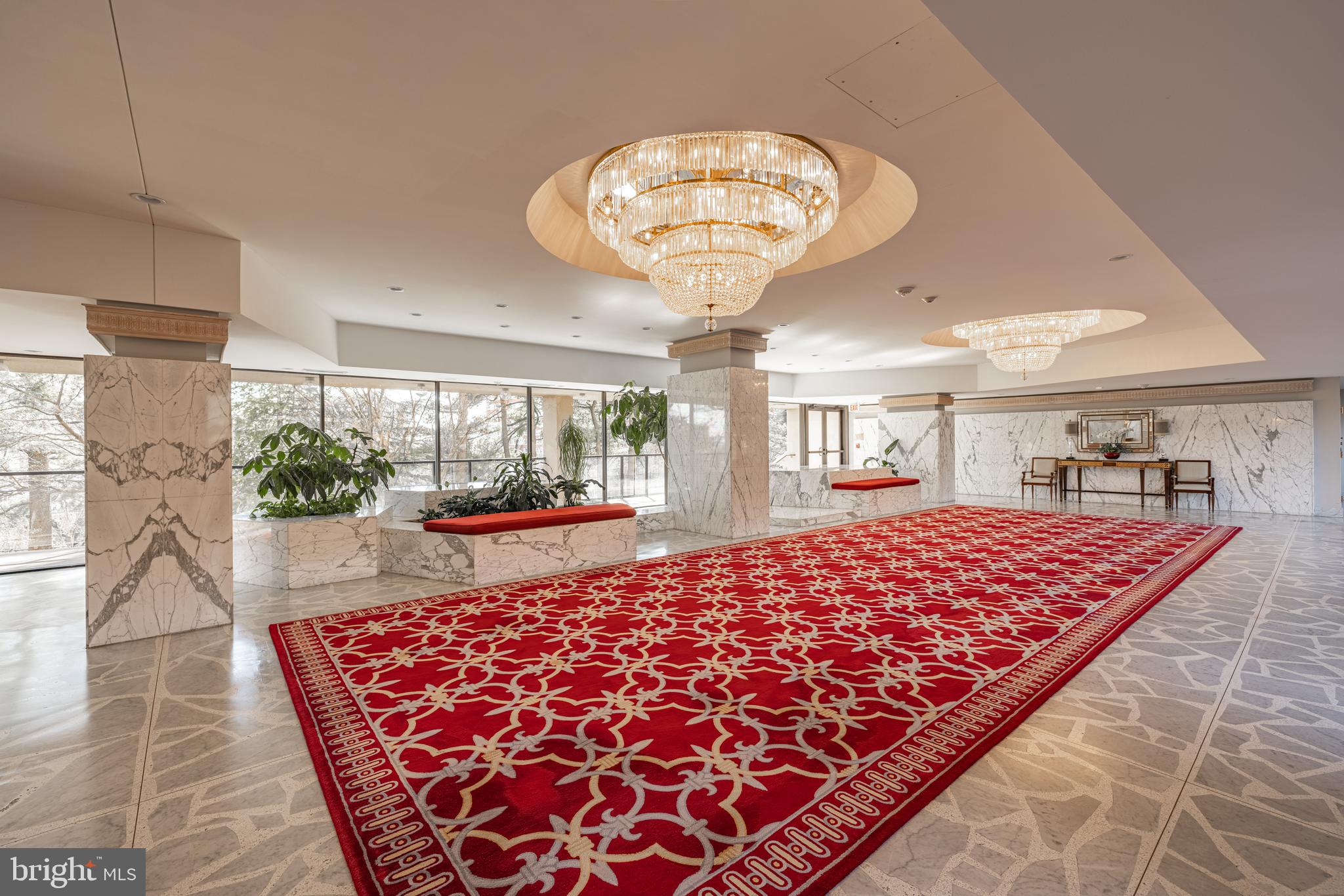 ARLINGTON RIDGE - Residential