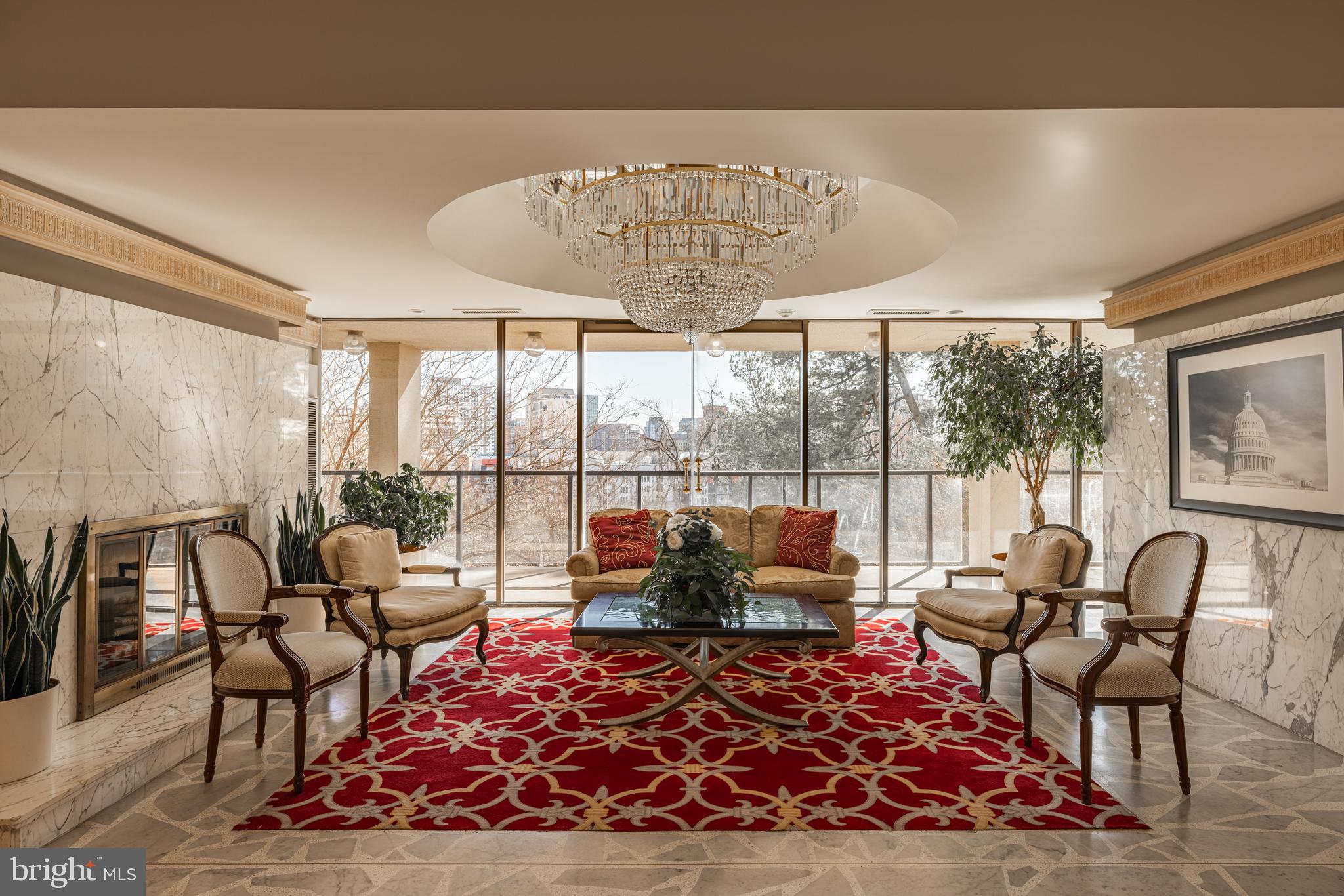 ARLINGTON RIDGE - Residential