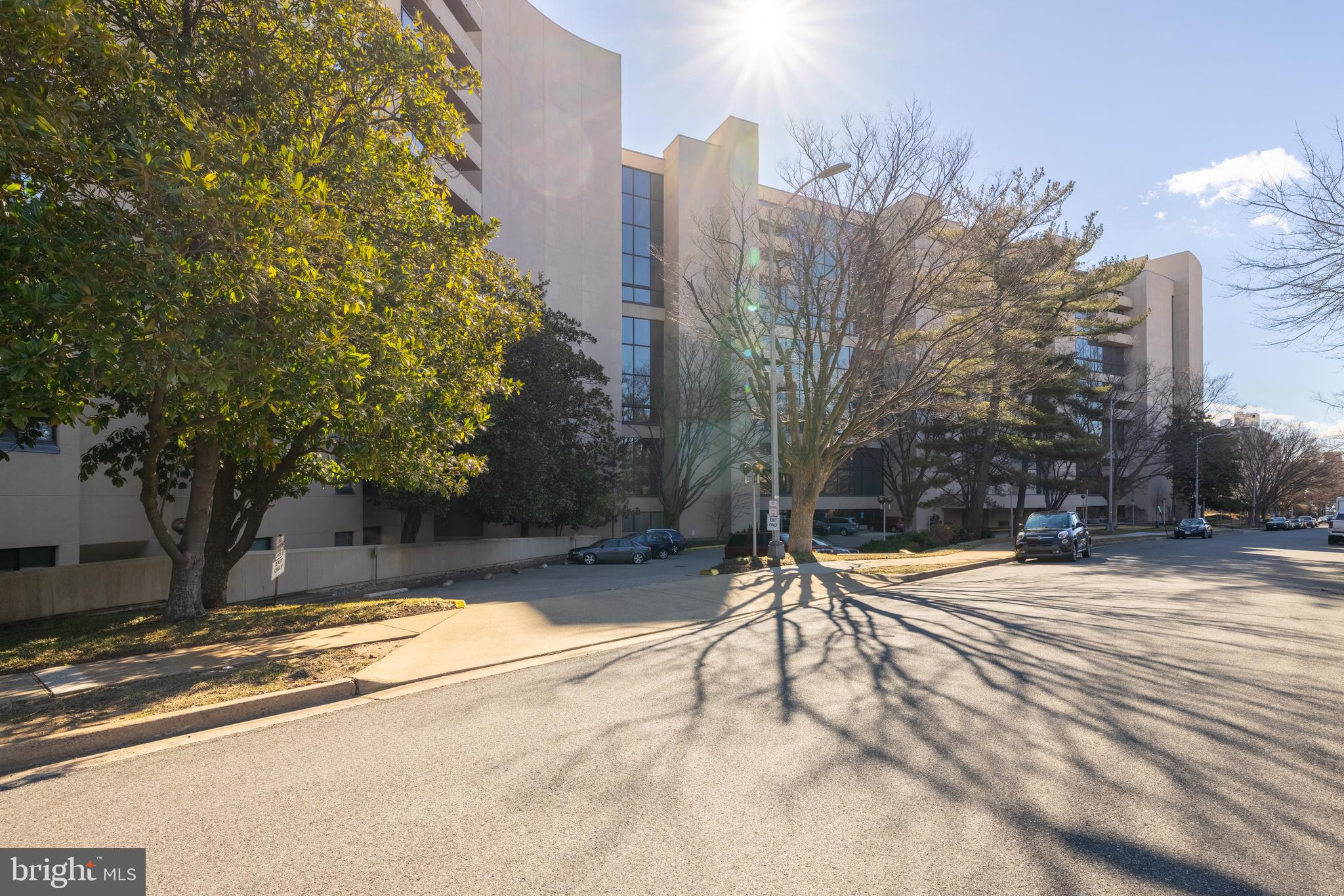 ARLINGTON RIDGE - Residential