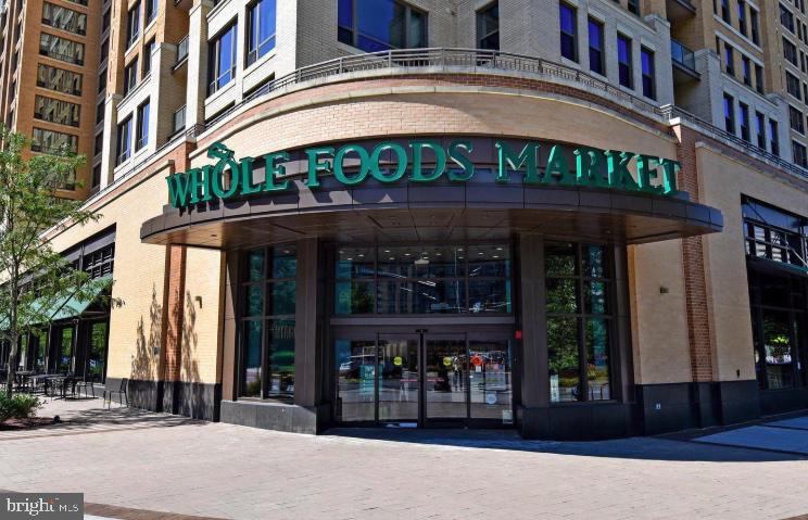 ARLINGTON RIDGE - Residential