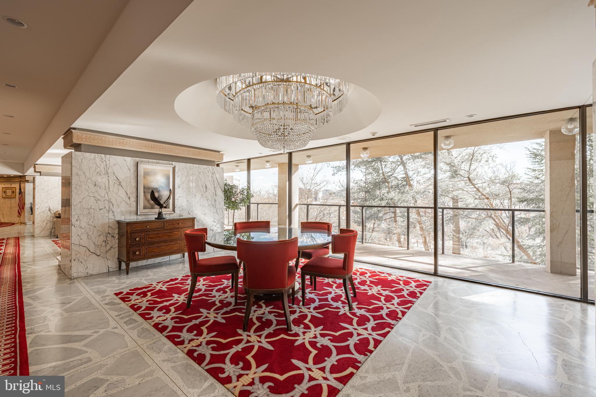 ARLINGTON RIDGE - Residential