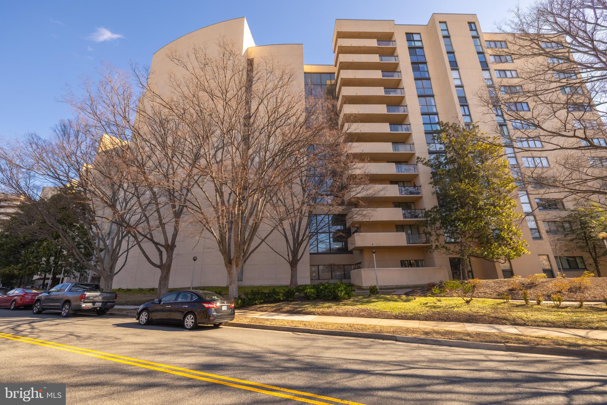 ARLINGTON RIDGE - Residential