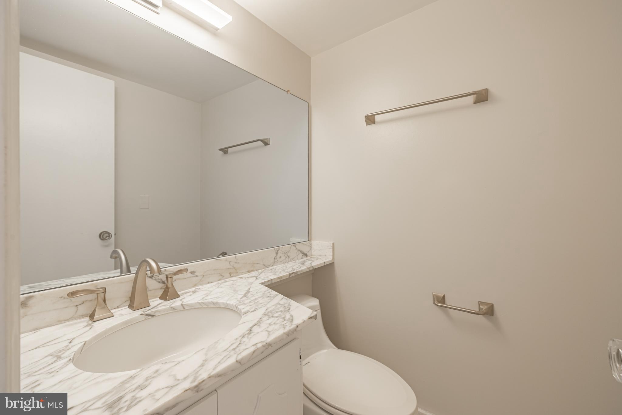 ARLINGTON RIDGE - Residential