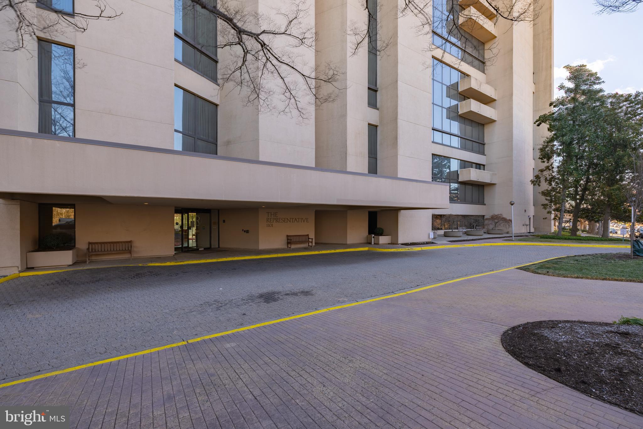 ARLINGTON RIDGE - Residential