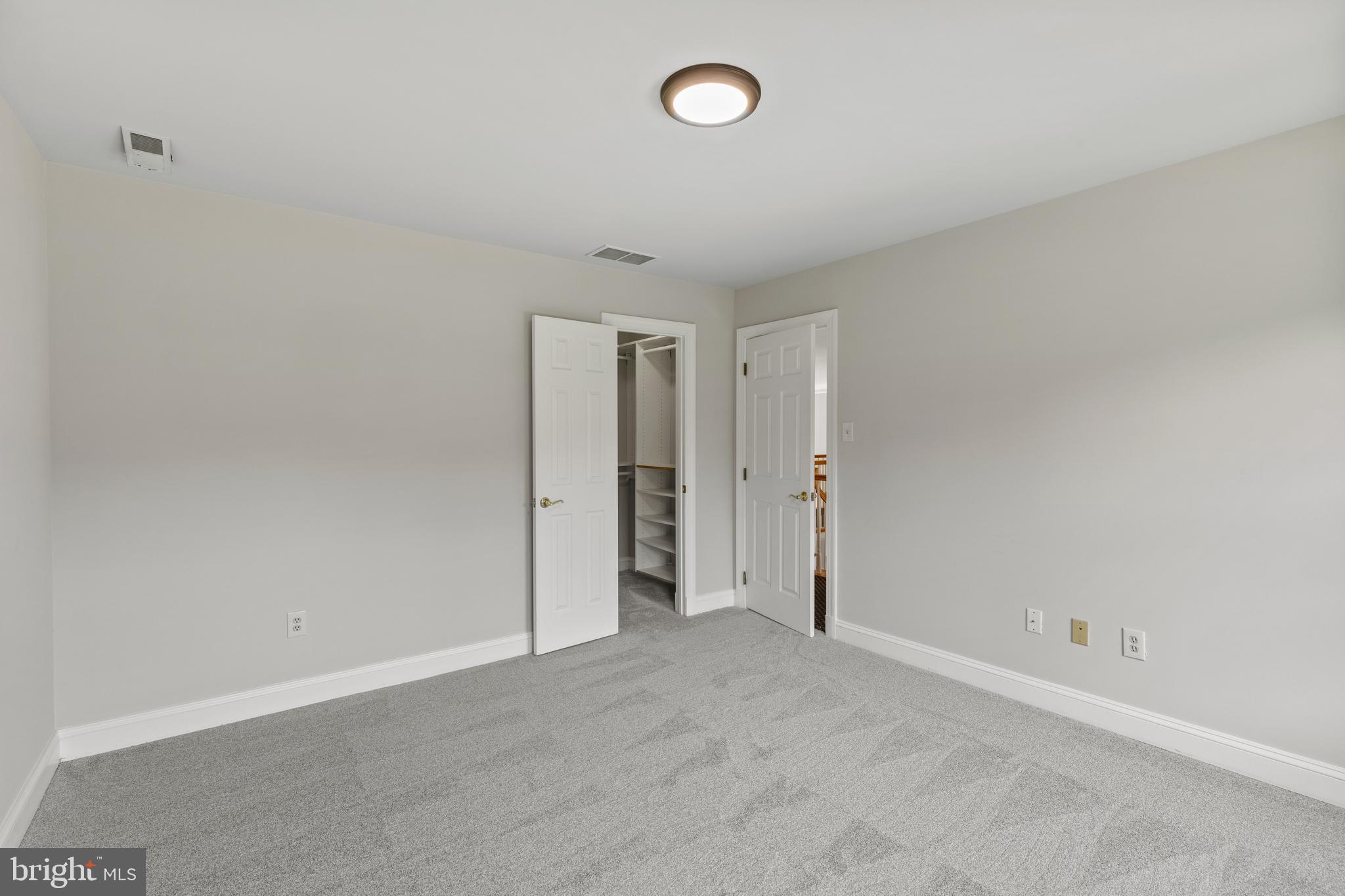 FOX VALLEY - Residential