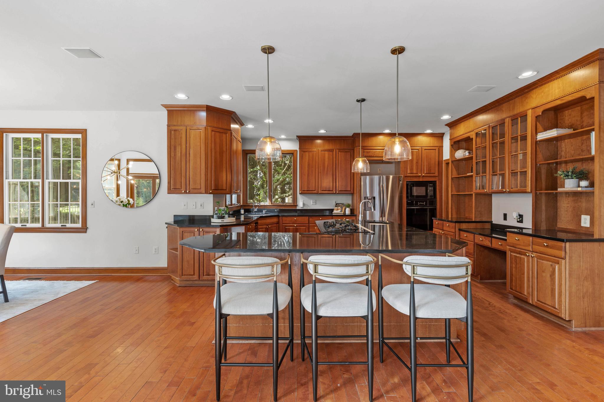 FOX VALLEY - Residential