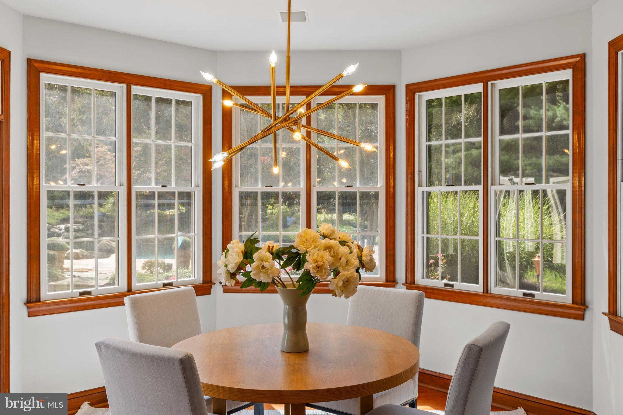 FOX VALLEY - Residential