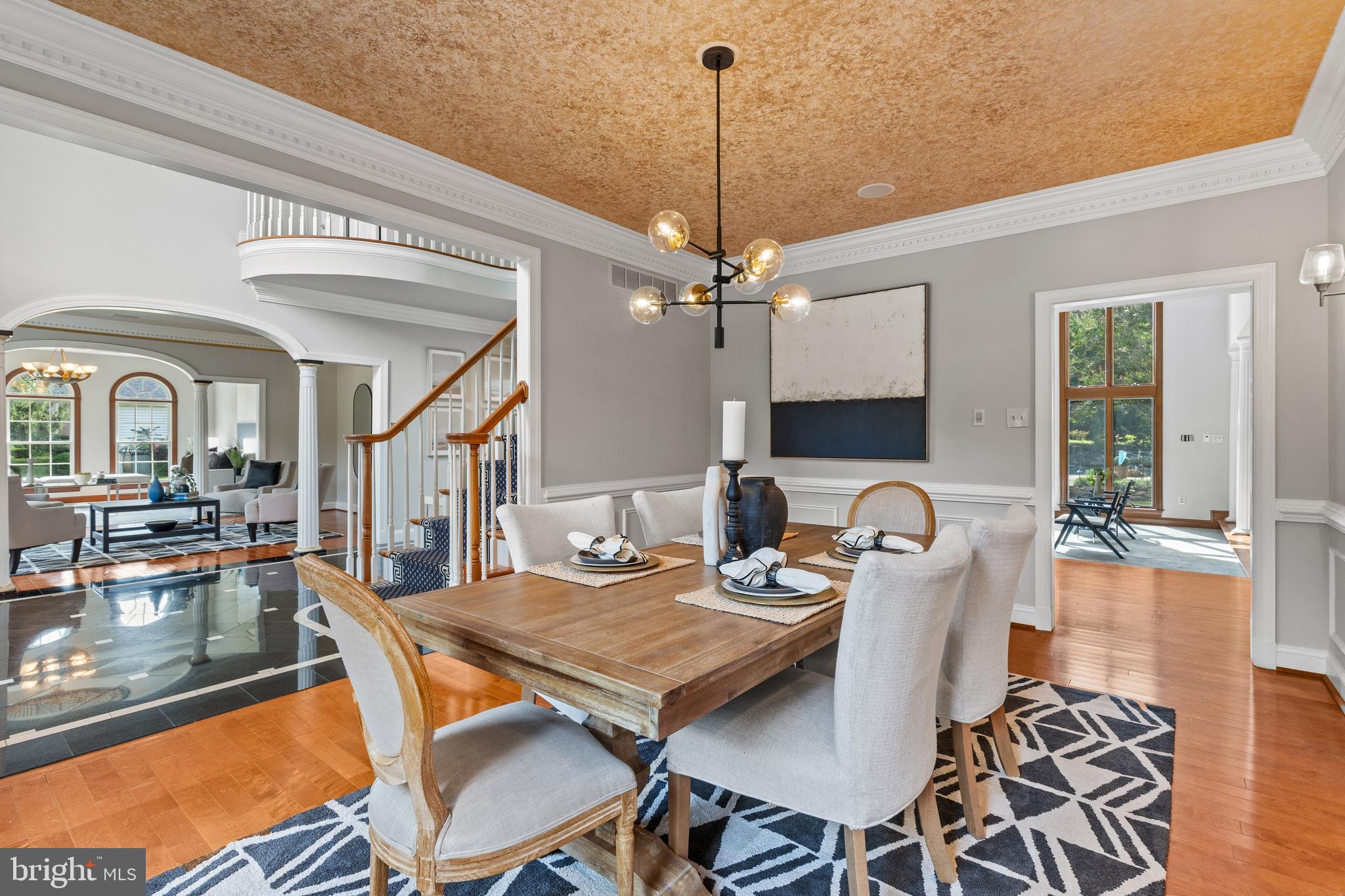 FOX VALLEY - Residential