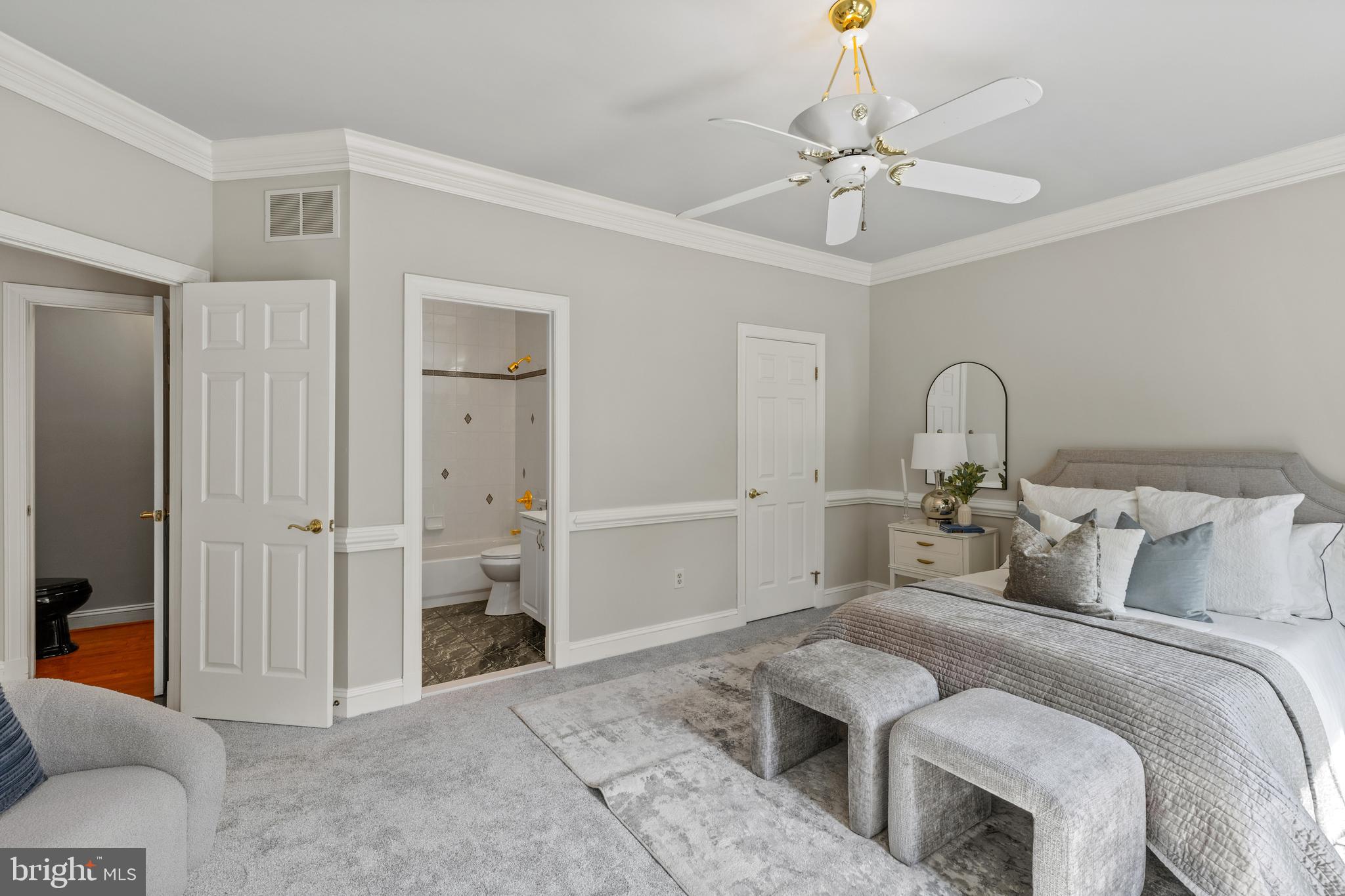 FOX VALLEY - Residential