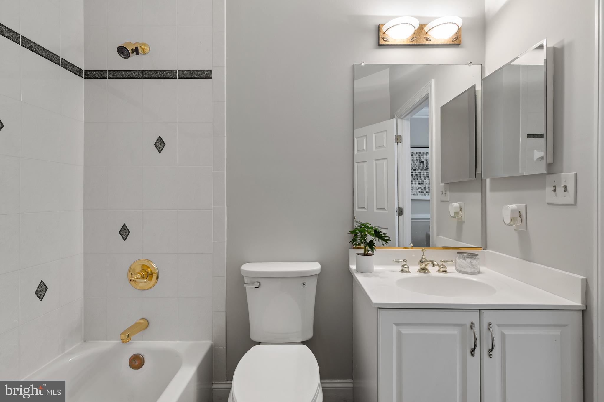 FOX VALLEY - Residential