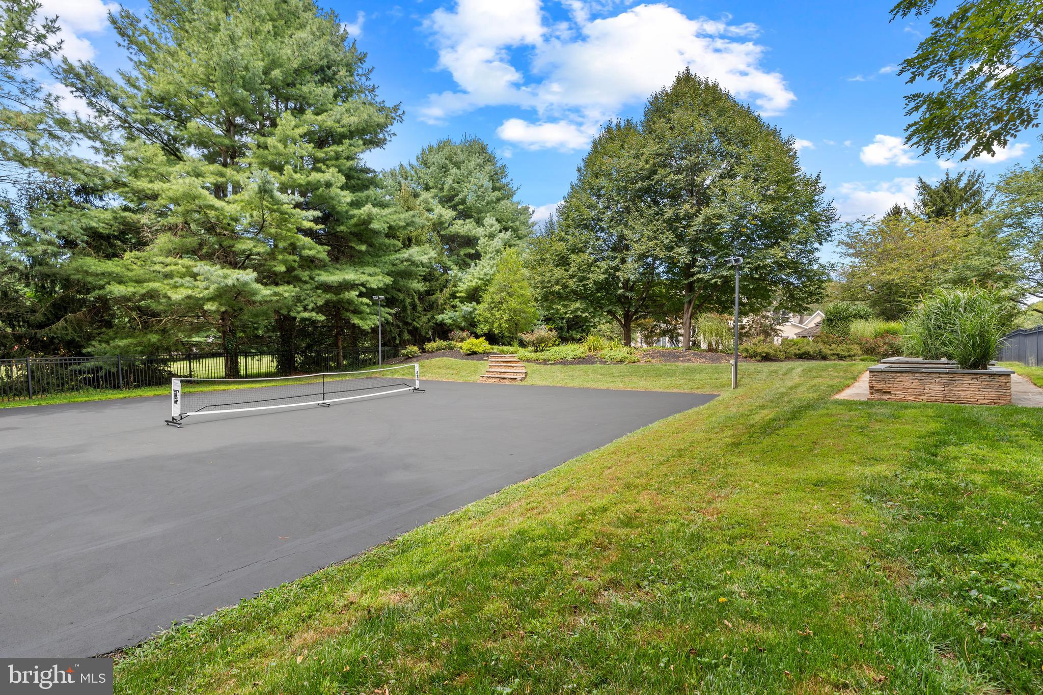 FOX VALLEY - Residential