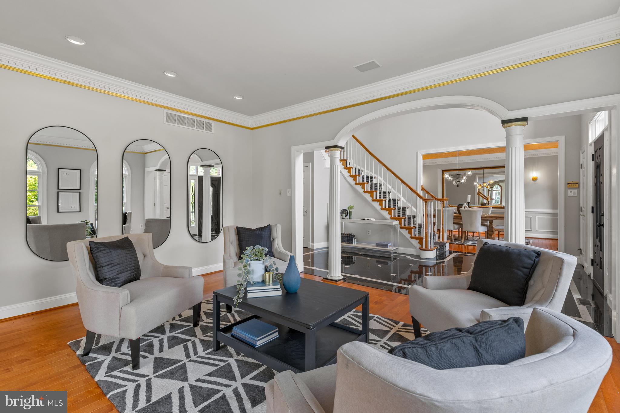 FOX VALLEY - Residential