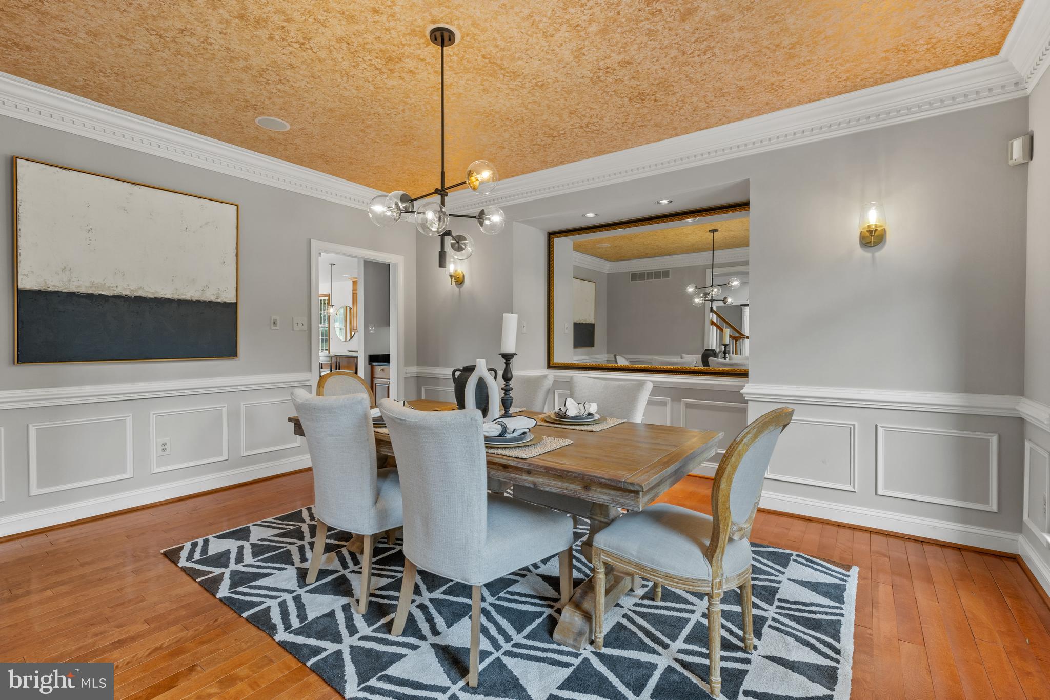 FOX VALLEY - Residential